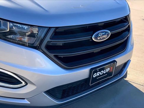 Used 2018 Ford Edge Sport w/ Technology Package image 26