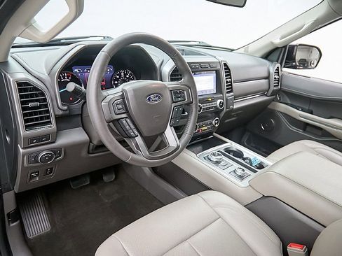 Used 2019 Ford Expedition XLT w/ Equipment Group 202A image 14