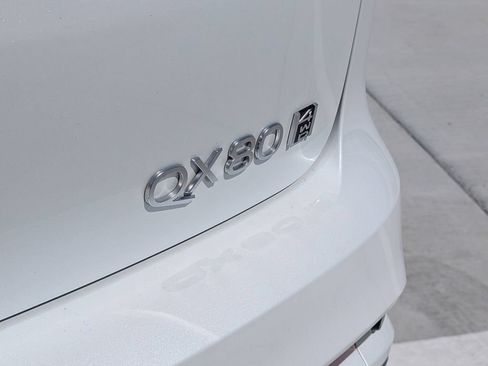 Used 2026 INFINITI QX80 Luxe w/ Cargo Package AWD/4WD image 23