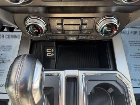 Used 2019 Ford F150 Platinum w/ FX4 Off-Road Package AWD/4WD image 26