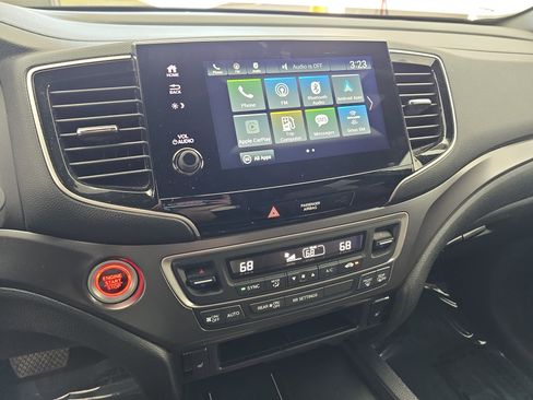 Certified 2025 Honda Passport EX-L image 20