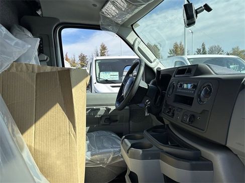 New 2024 Ford E-450 and Econoline 450 Super Duty w/ Power Windows & Locks Group image 25