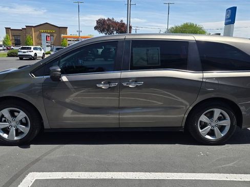 Used 2018 Honda Odyssey EX-L image 6