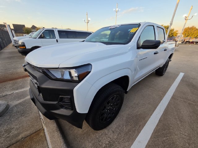 Used 2026 Chevrolet Colorado W/T w/ WT Custom Package RWD image 3