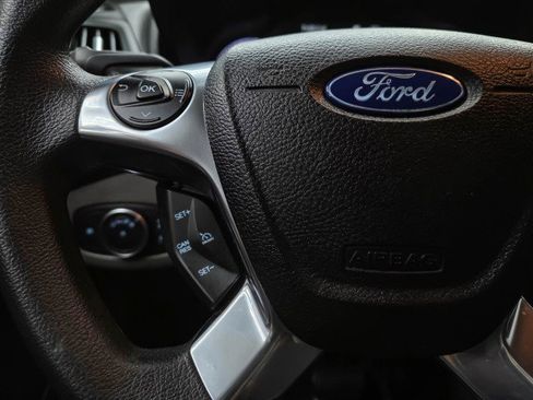 Used 2020 Ford Transit Connect XLT FWD image 17