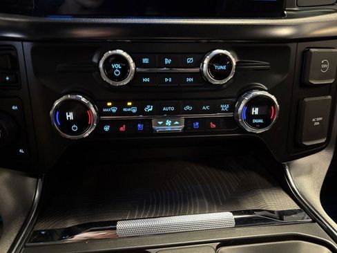 Used 2021 Ford F150 Platinum w/ Equipment Group 701A High image 36