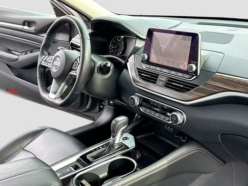 Used 2020 Nissan Altima 2.5 SL image 5