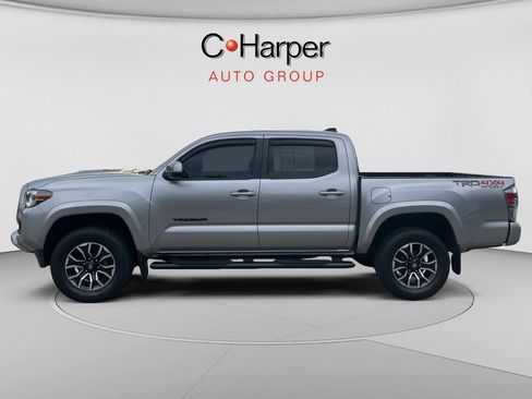 Used 2021 Toyota Tacoma TRD Sport w/ Technology Package AWD/4WD image 6