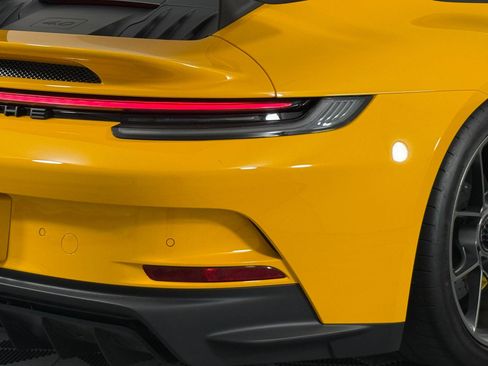 Used 2022 Porsche 911 GT3 image 24