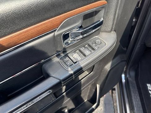 Used 2014 RAM 1500 Laramie AWD/4WD image 11