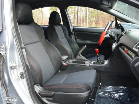 Used 2016 Subaru WRX image 19