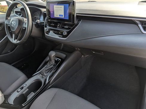 Used 2025 Toyota Corolla SE FWD image 32