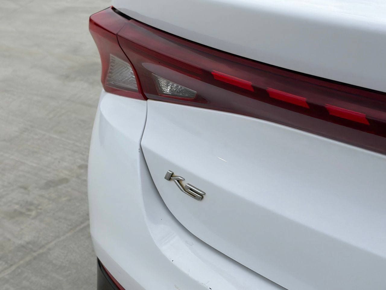 Used 2022 Kia K5 LXS FWD image 4