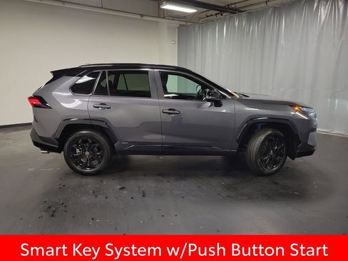 Used 2025 Toyota RAV4 XSE image 9