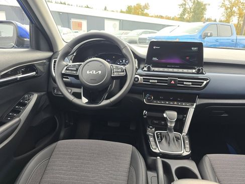 Used 2022 Kia Seltos S image 20