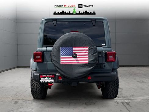 Used 2025 Jeep Wrangler Unlimited Rubicon image 4