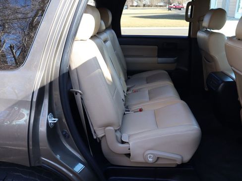 Used 2012 Toyota Sequoia SR5 image 23