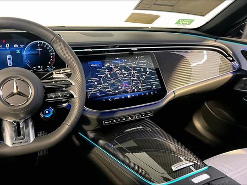 New 2026 Mercedes-Benz E 53 AMG e 4MATIC Sedan image 8