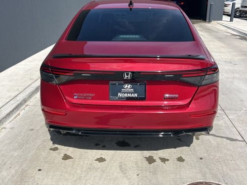 Used 2024 Honda Accord Sport image 4