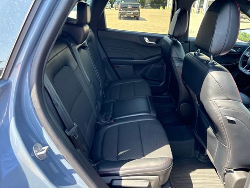 Used 2023 Ford Escape ST-Line w/ Tech Pack #1 AWD/4WD image 37