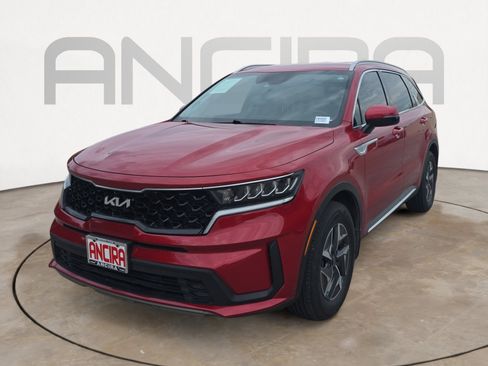 Certified 2022 Kia Sorento S FWD image 4