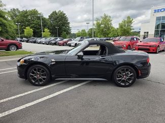 Used 2018 FIAT 124 Spider Abarth RWD video 3
