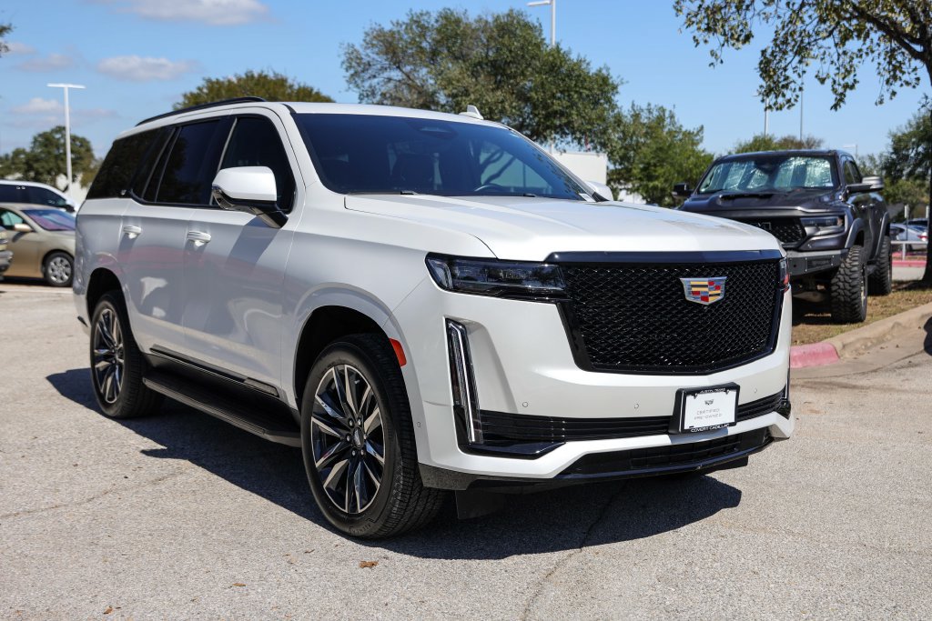 Used 2024 Cadillac Escalade Sport AWD/4WD image 6