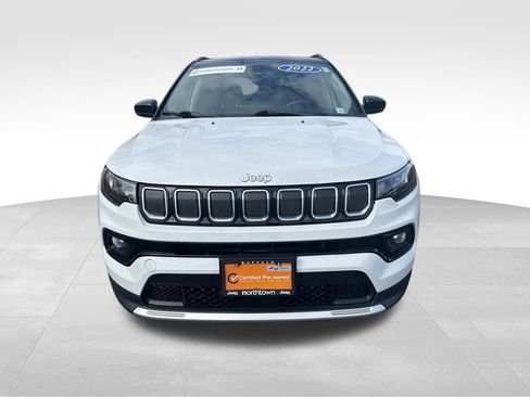 Certified 2022 Jeep Compass Limited image 16