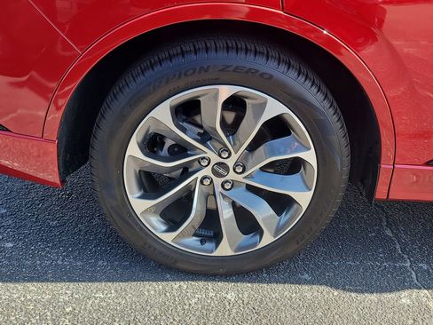 Certified 2025 Lincoln Aviator 2WD w/ Jet Appearance Package image 5