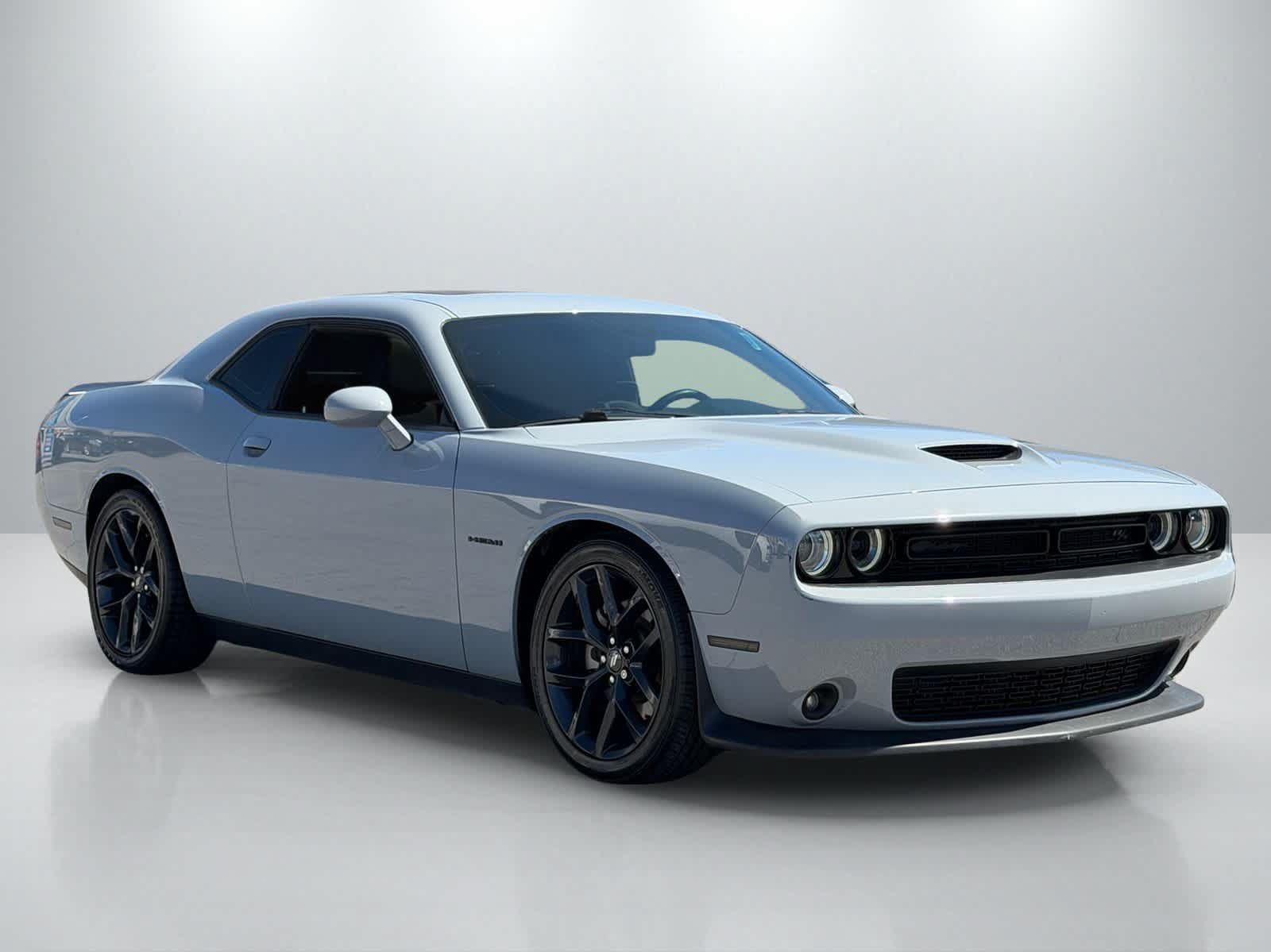 Used 2022 Dodge Challenger R/T w/ Blacktop Package RWD image 10