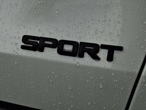 Used 2025 Honda HR-V Sport image 28