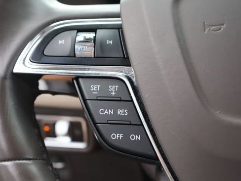 Certified 2022 Lincoln Nautilus Reserve FWD image 24