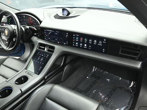 Used 2024 Porsche Taycan 4 Cross Turismo w/ Premium Package image 29