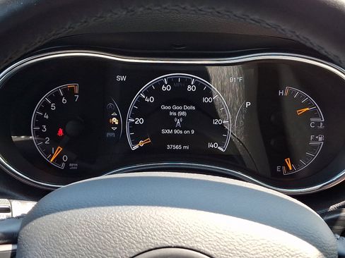 Used 2021 Jeep Grand Cherokee Freedom Edition AWD/4WD image 19