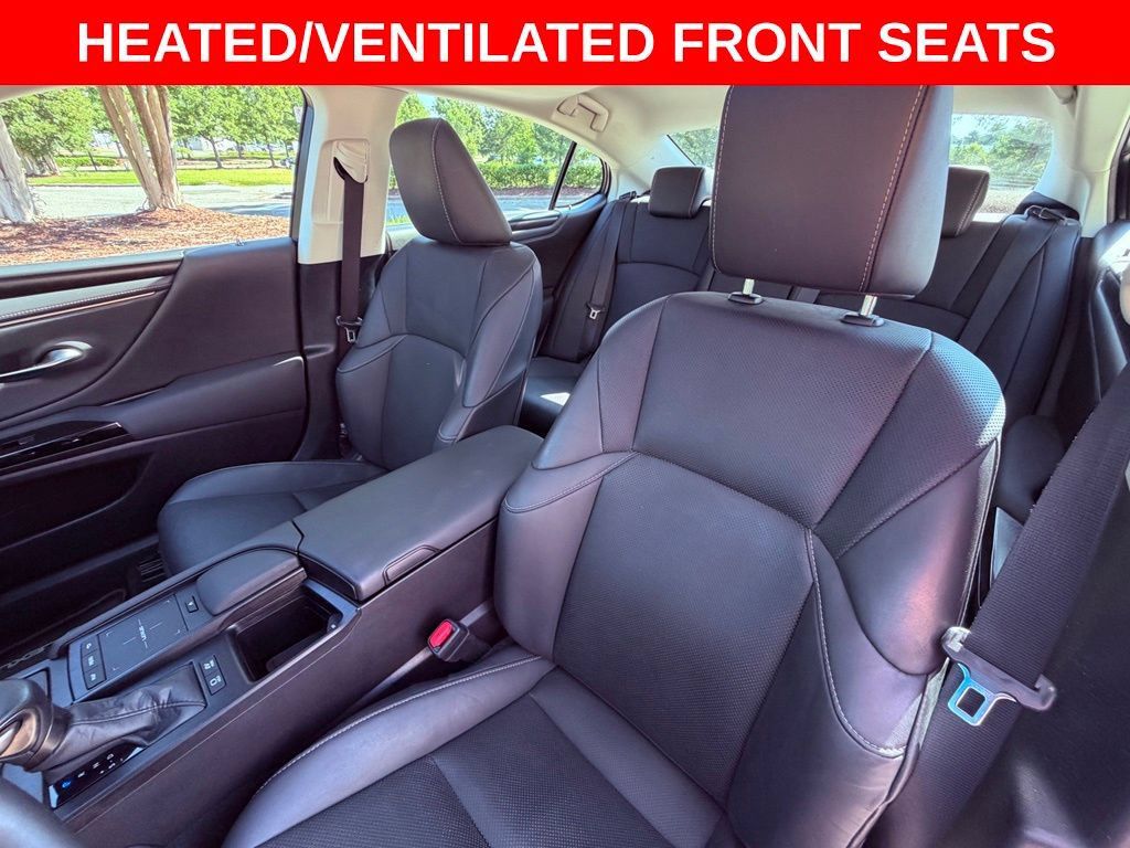Certified 2022 Lexus ES 300h w/ Premium Package FWD image 14