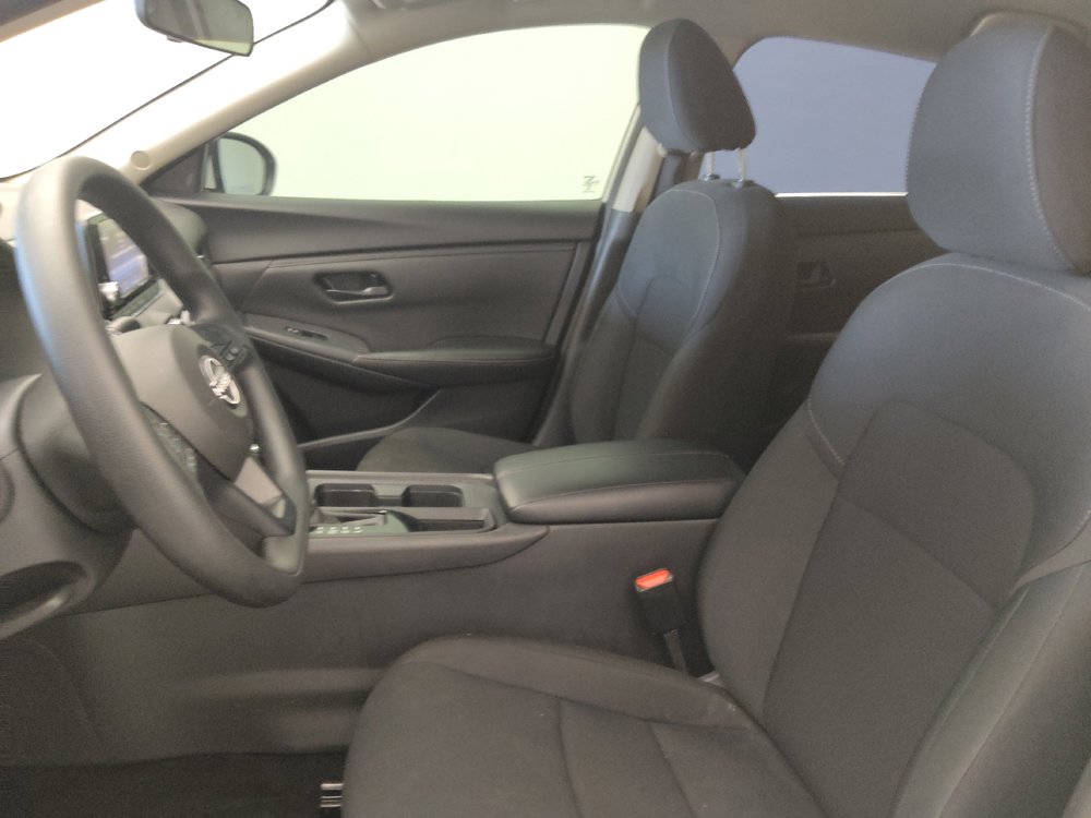 Used 2025 Nissan Sentra S FWD image 17