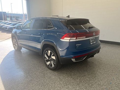 New 2025 Volkswagen Atlas Cross Sport SE image 3