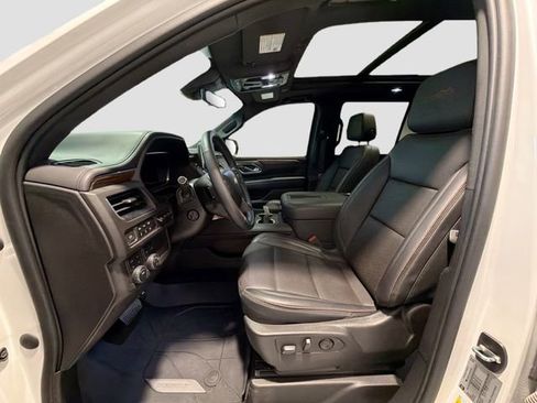 Used 2023 Chevrolet Tahoe High Country w/ Premium Package 2 AWD/4WD image 21
