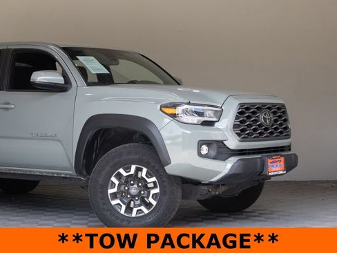 Used 2023 Toyota Tacoma TRD Off-Road AWD/4WD image 3