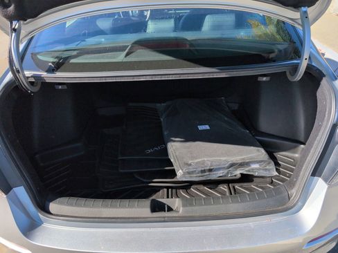 Used 2025 Honda Civic Sport image 22