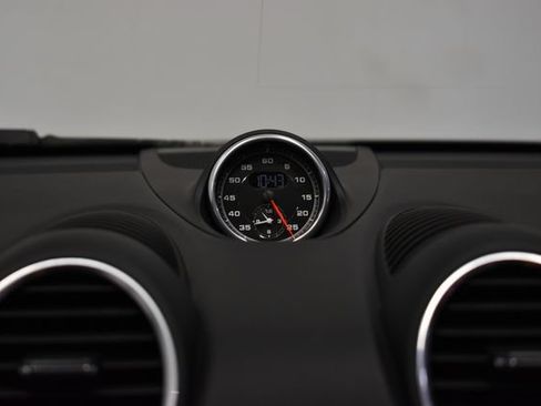 Used 2021 Porsche 718 Boxster GTS RWD image 18