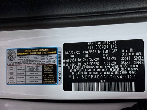 Used 2025 Kia Telluride EX w/ EX Captain's Chair Package AWD/4WD image 35