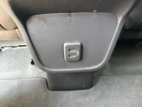 Used 2024 Chevrolet Equinox LT AWD/4WD image 37