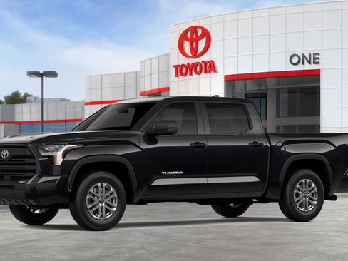 New 2025 Toyota Tundra SR5 AWD/4WD image 36