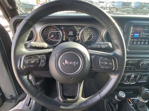 Used 2021 Jeep Wrangler Sport S image 23