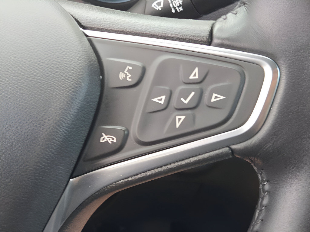 Certified 2022 Chevrolet Equinox LT FWD image 36