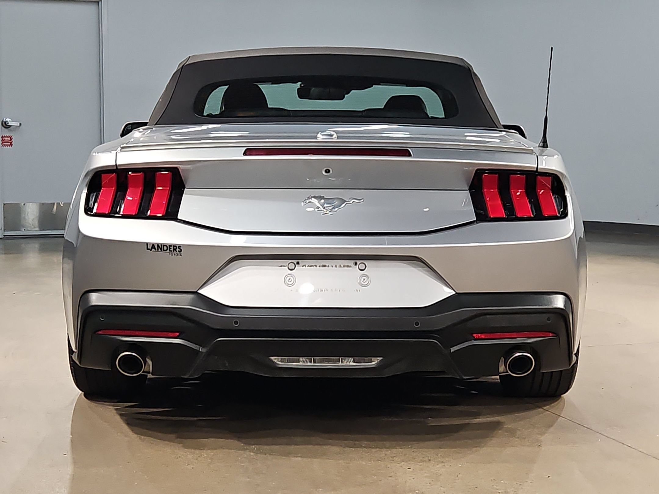 Used 2024 Ford Mustang Premium RWD image 6