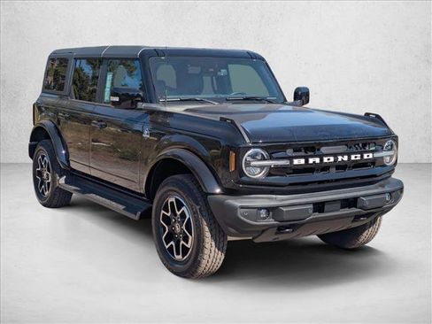 New 2025 Ford Bronco Outer Banks image 7