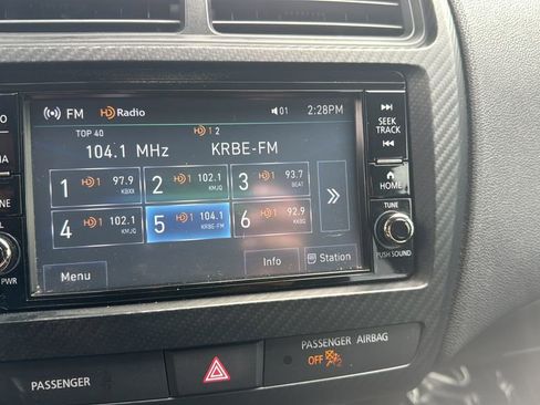 Used 2023 Mitsubishi Outlander Sport AWD image 12