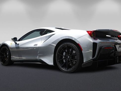 Certified 2020 Ferrari 488 Pista Coupe image 5
